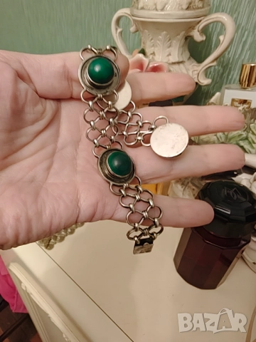 Ретро масивна сребърна гривна с естествен малахит