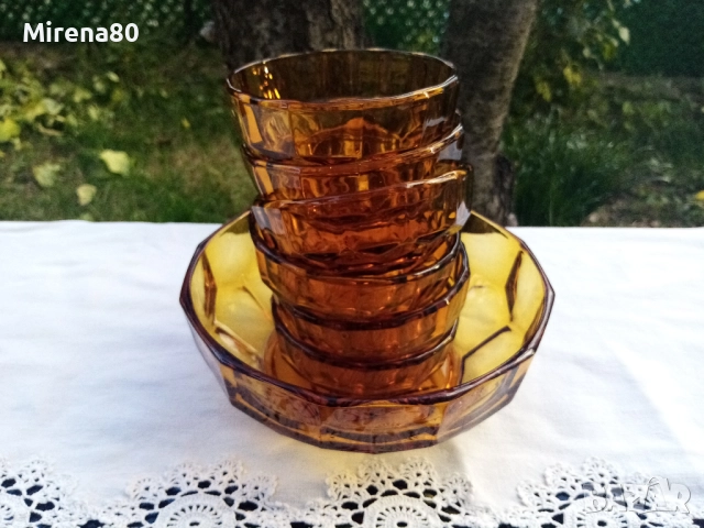 Сервиз купи цветно стъкло - Чехословакия !