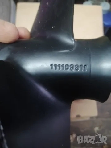 Винт Меркурий маринер 8 шлици, снимка 2 - Воден транспорт - 48919722