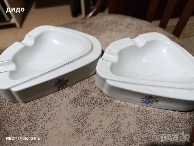 2 бр порцеланови пепелници