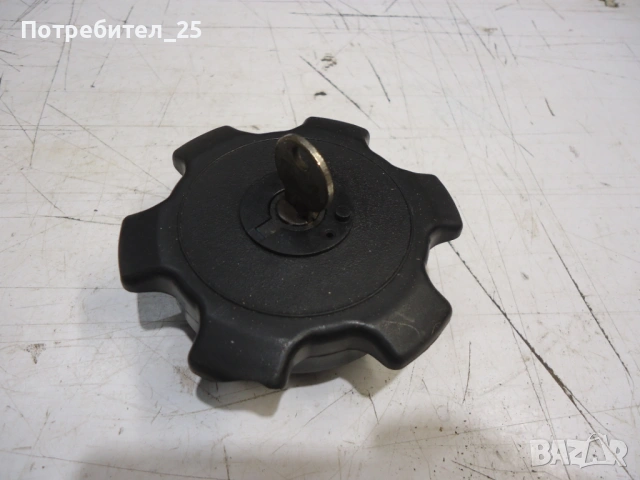 Капачка резервоар - Шкода