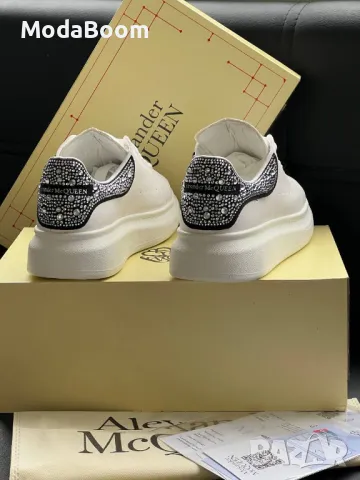 Alexander McQueen дамски маратонки , снимка 4 - Маратонки - 48944401