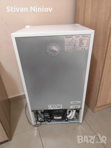Хладилник Crown energy class E, снимка 4 - Хладилници - 52556718
