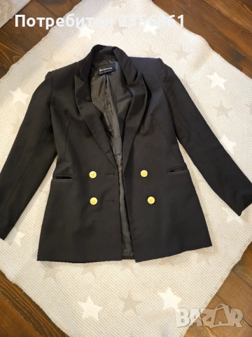 Дамско сако Stradivarius 