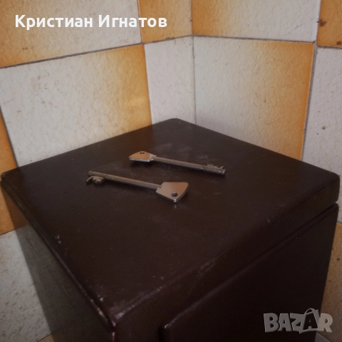 Каса за се оръжие - АНГЛЙСКА , снимка 3 - Бойно оръжие - 52707616