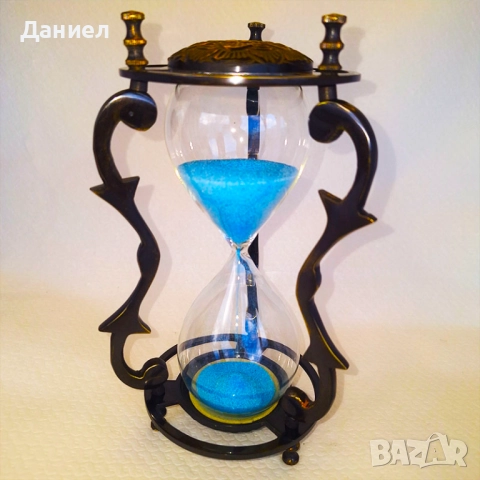 Луксозен бронзов пясъчен часовник