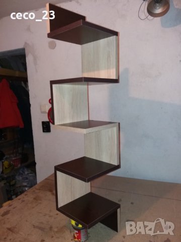 Разчупени етажерки за ъгъл, снимка 2 - Етажерки - 30716192