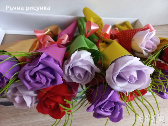 Букетчета с по три броя сапунени розички ,цена за букетче 3лв, снимка 1