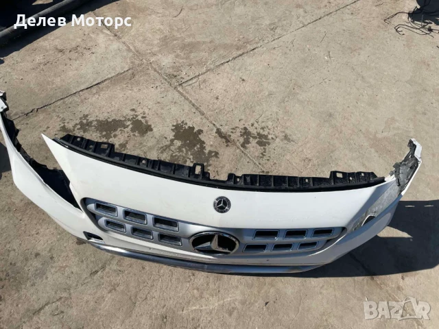 Предна броня за Mercedes GLA 180 X156, A1568803500, двигател 270910, автоматик, 122 кс.., 60 000 km, снимка 3 - Части - 50735606