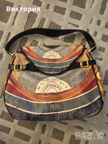 Оригинална дамска чанта Gattinoni, снимка 2 - Чанти - 53028835