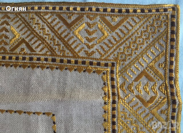 Бродирано каре 60/60, снимка 2 - Декорация за дома - 32243829