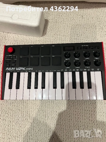 Akai MPK Mini синтезатор, снимка 5 - Ресийвъри, усилватели, смесителни пултове - 53216725