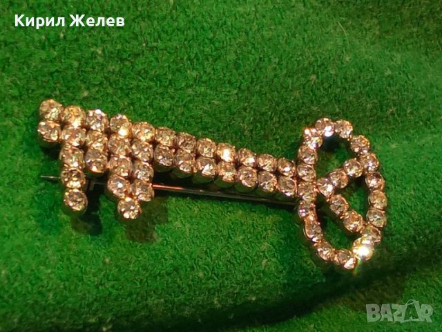 БРОШКА - КЛЮЧЕ с БОХЕМСКИ КРИСТАЛИ 13895, снимка 2 - Други - 31283239