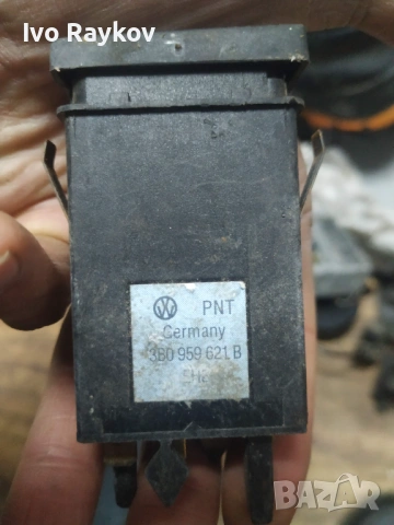 Бутон подгрев задно стъкло Volkswagen Passat , 3B0959621C, снимка 8 - Части - 53037210