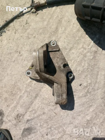 Планка висящ лагер Пежо 807 ситроен ц8 2.0,2.2хди 1484797080