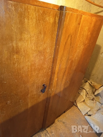 Ретро двукрилен гардероб, снимка 6 - Гардероби - 53478225