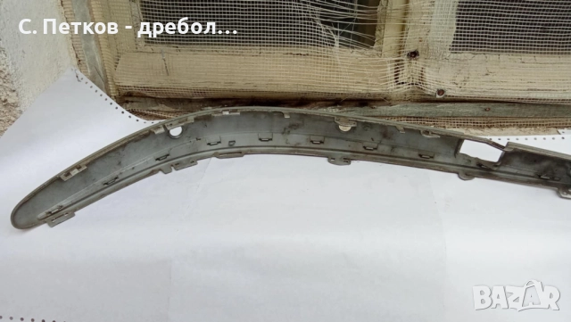 Лайсни за предна броня Mercedes E-class W211 , снимка 3 - Аксесоари и консумативи - 52457822