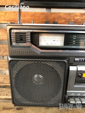 Радиокасетофон JVC RC-636L (Japan-1978), снимка 9 - Радиокасетофони, транзистори - 53046361