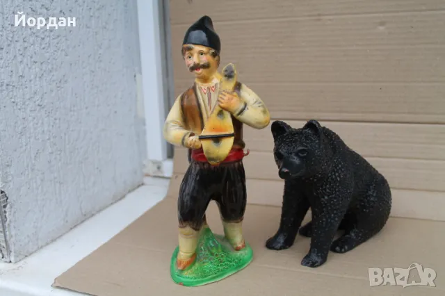 Стара Българска керамика ''Мечкар с мечка''