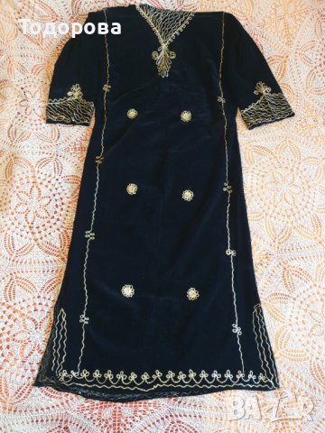 Старинен сукман от кадифе със сърма, снимка 5 - Антикварни и старинни предмети - 43595336