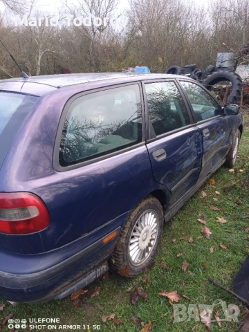Volvo v40 1.8 бензин НА ЧАСТИ !!, снимка 5 - Автомобили и джипове - 52875675