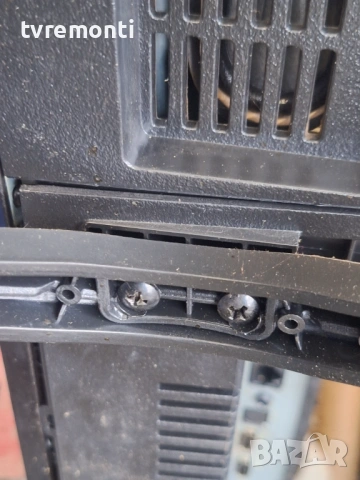 оригинална стойка за телевизор ARIELLI модел LED-32S214T2 , снимка 4 - Стойки, 3D очила, аксесоари - 53335355