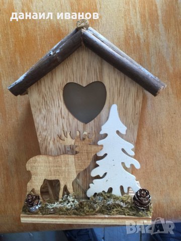 КЪЩА СВЕТЕЩА  12.5X8X18 CM; 3 LED