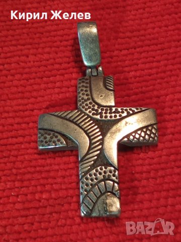 СТАР ОРНАМЕНТИРАН НАГРЪДЕН СРЕБЪРЕН КРЪСТ ОКСИДИРАНО СРЕБРО 925 с НУЖДА от ЛЕКА РЕСТАВРАЦИЯ 18723