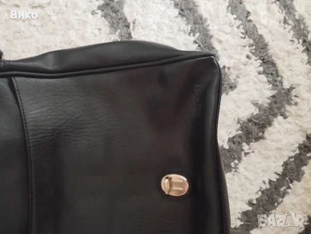 кожена чанта Esprit,, снимка 4 - Чанти - 51190100