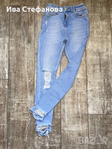 Нови дънкови дамски панталони накъсани дамски дънки светло сини еластични, снимка 2 - Дънки - 43057716