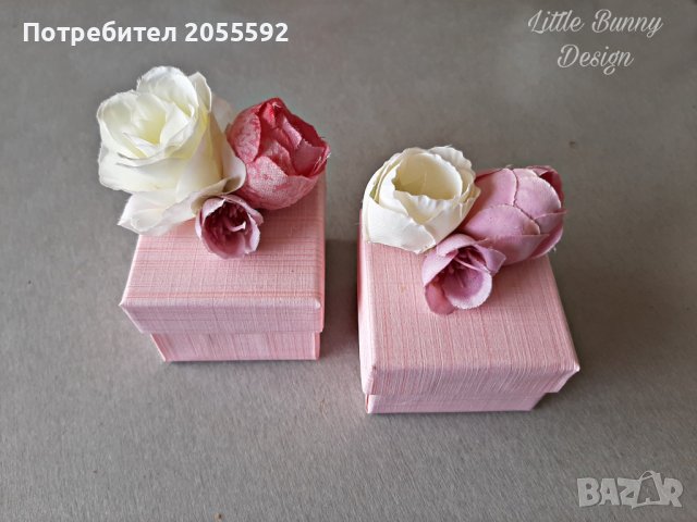 Декорирана кутиика с цветя , снимка 1 - Подаръци за кръщене - 37850862