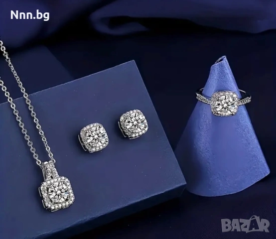 Комплект, снимка 2 - Бижутерийни комплекти - 53563587