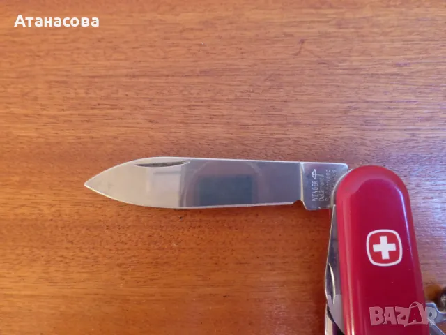 Швейцарско джобно ножче Wenger с калъф, снимка 6 - Ножове - 49380932