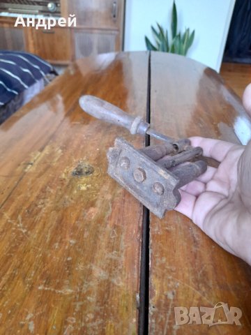 Стара машинка за ловни патрони, снимка 4 - Оборудване и аксесоари за оръжия - 38932576