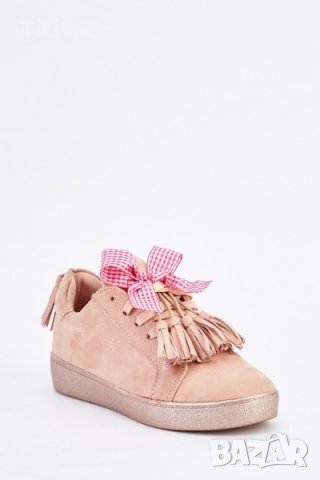 Розови кецове