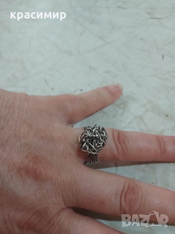 Дамски сребърен пръстен. 