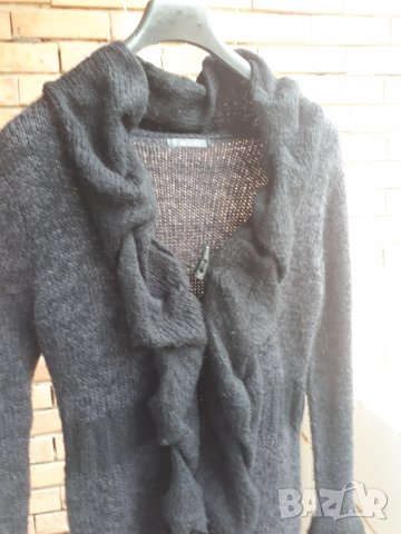Сиво – черна жилетка плетиво размер Л, снимка 4 - Жилетки - 37989008