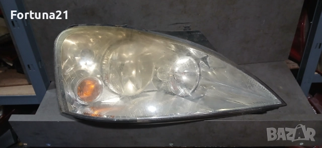 Ford Galaxy - десен фар