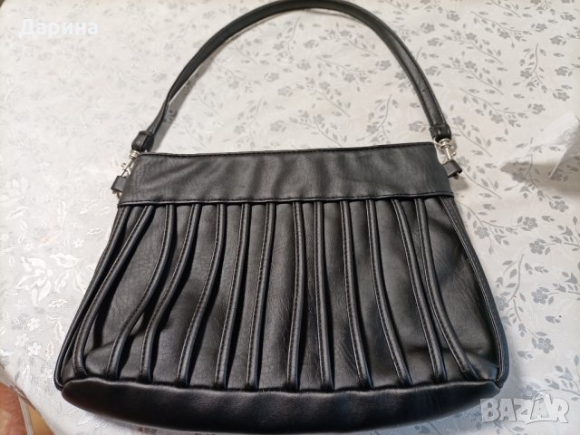 Черна дамска чанта MARC CHANTAL 