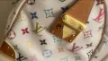 Louis Vuitton Monogram Speedy 30 оригинална чанта , снимка 10
