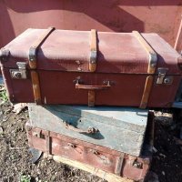 Стар куфар , снимка 15 - Антикварни и старинни предмети - 39940559