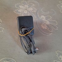 Продавам нов адаптер 6V/500mAh PANASONIC , снимка 1 - Оригинални зарядни - 33348480