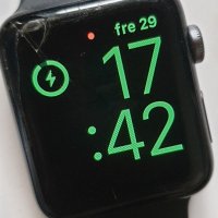 Apple watch series 3 42mm, снимка 11 - Смарт часовници - 33273706