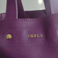 Дамска кожена чанта Furla Musa 790124 Лилава, снимка 3 - Чанти - 43685420
