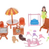 Плажен комплект с мини кукли и аксесоари, снимка 1 - Кукли - 43293867