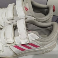 Детски маратонки "Adidas", снимка 1 - Детски обувки - 37014385