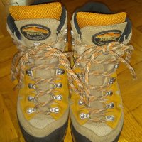 туристически обувки MEINDL, снимка 3 - Дамски боти - 26733145