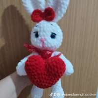 Плюшена играчка, ръчно изработена, плетена, подарък за Свети Валентин , снимка 1 - Декорация за дома - 43975999