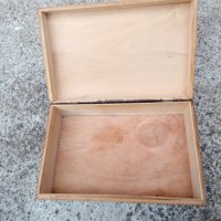 Стара дървена кутия, снимка 6 - Антикварни и старинни предмети - 33035352