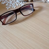 Модерни нови очила , снимка 5 - Слънчеви и диоптрични очила - 43602070